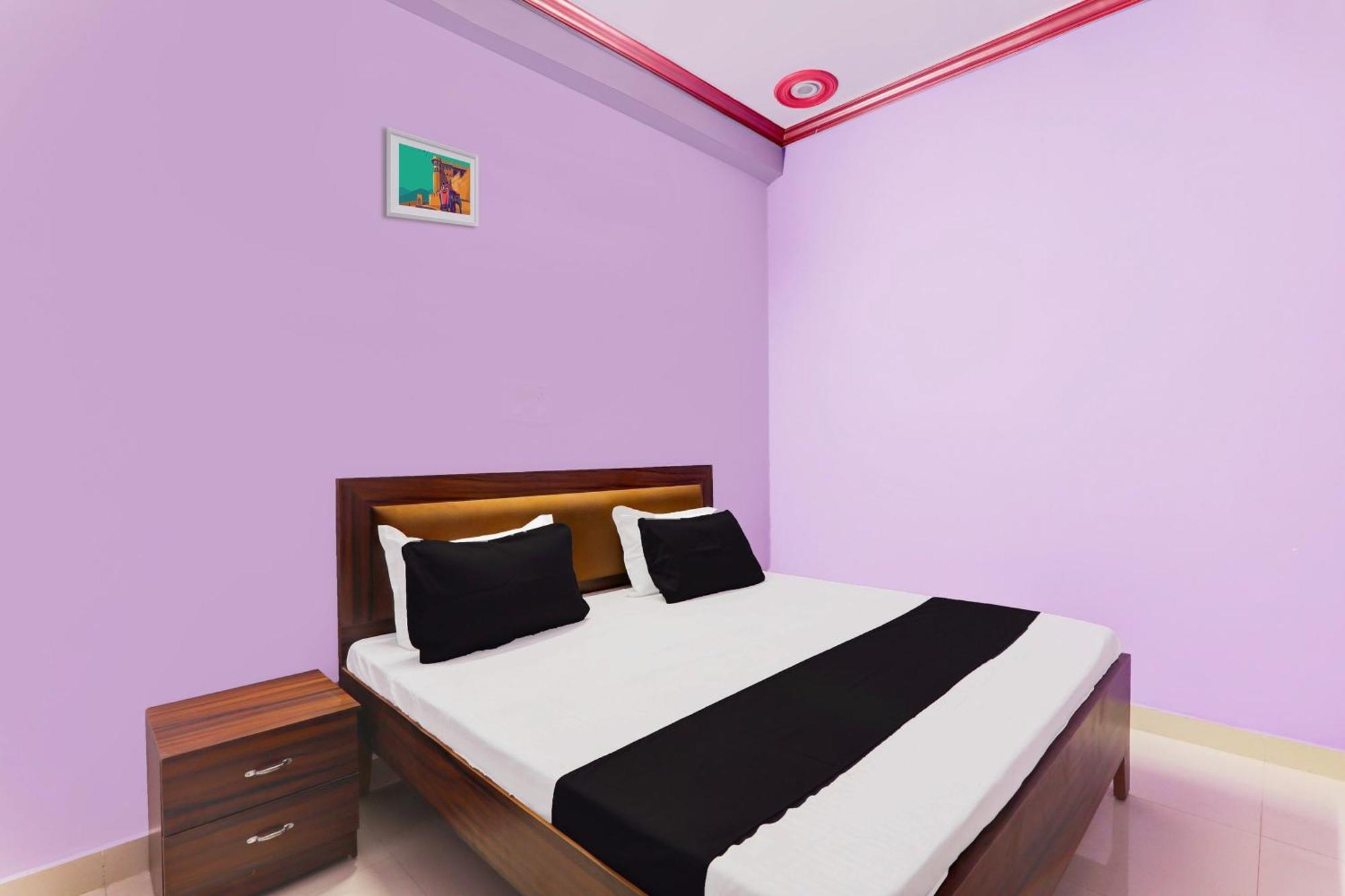 Hotel O Mandakini Galaxy Hotel カーンプル エクステリア 写真
