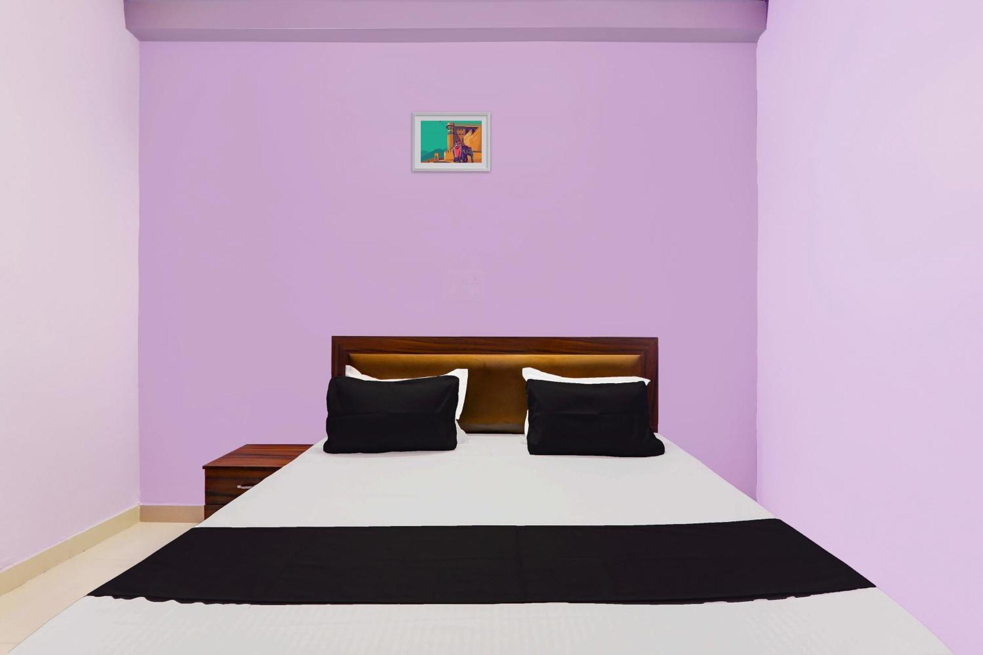 Hotel O Mandakini Galaxy Hotel カーンプル エクステリア 写真