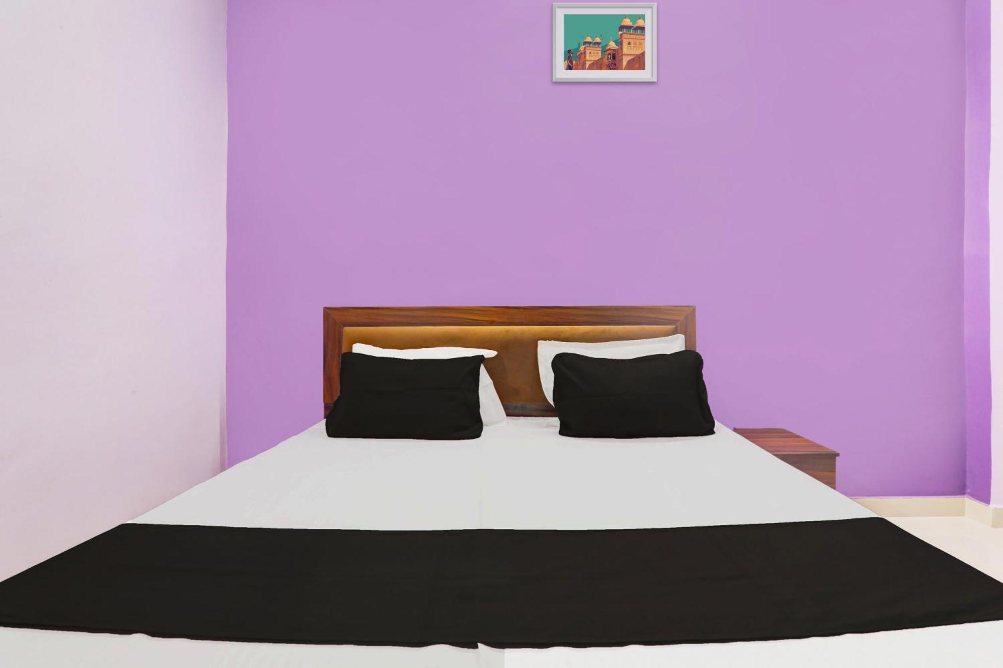 Hotel O Mandakini Galaxy Hotel カーンプル エクステリア 写真